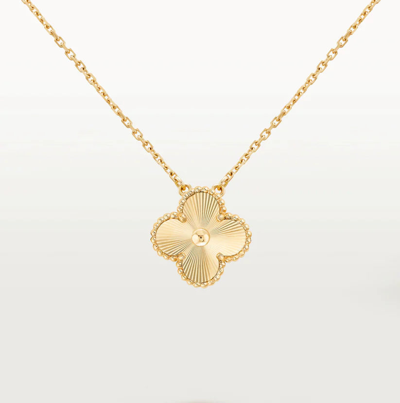 18K Golden Clover Set